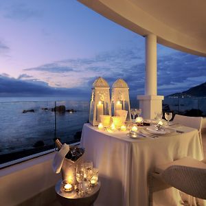 Twelve Apostles Hotel & Spa